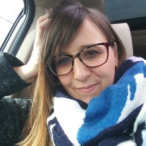 Meet your Posher, Caroline